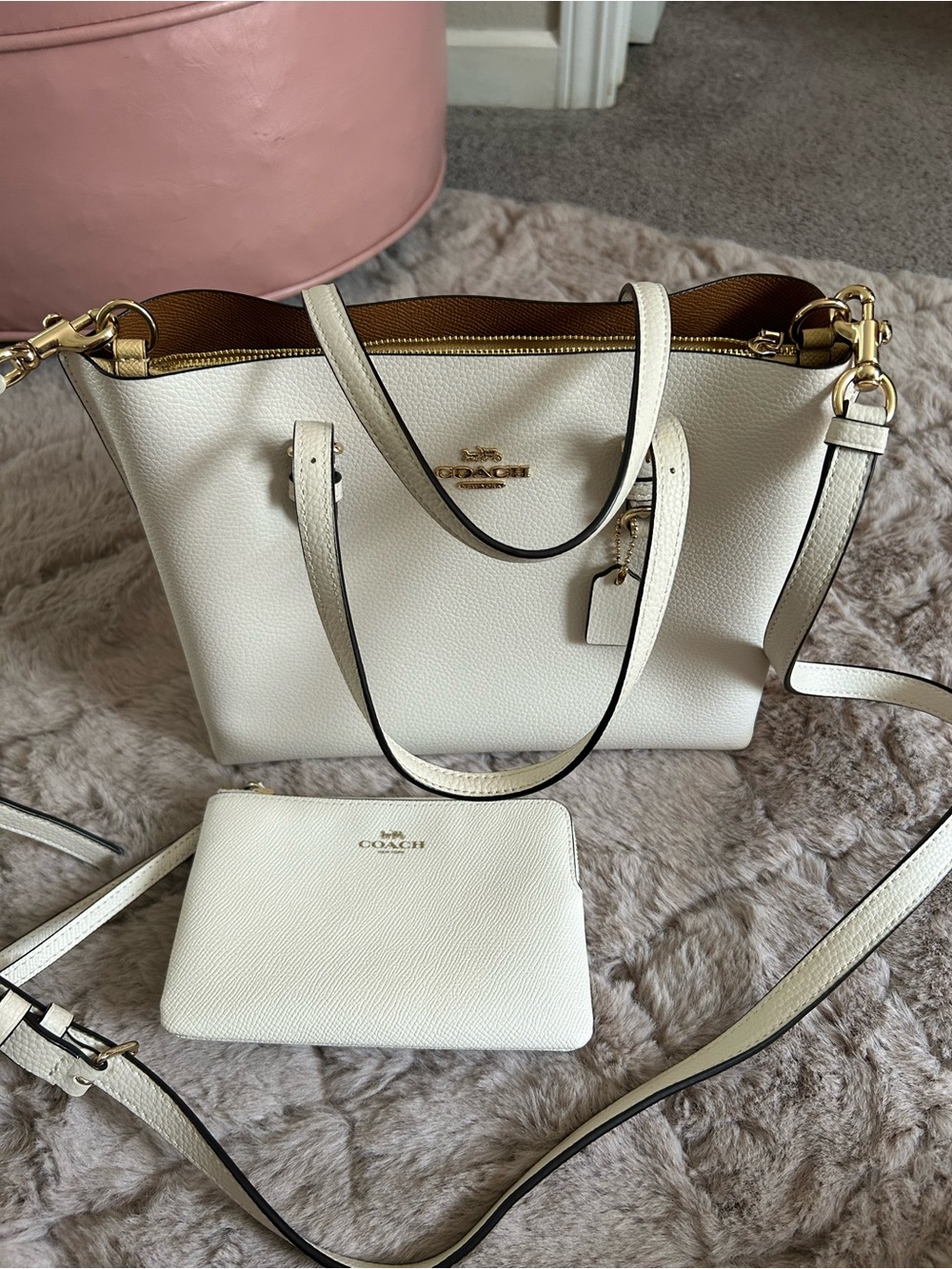 Brand new Coach White Pebbled Leather Tote with Gold Hardware and Wristlet